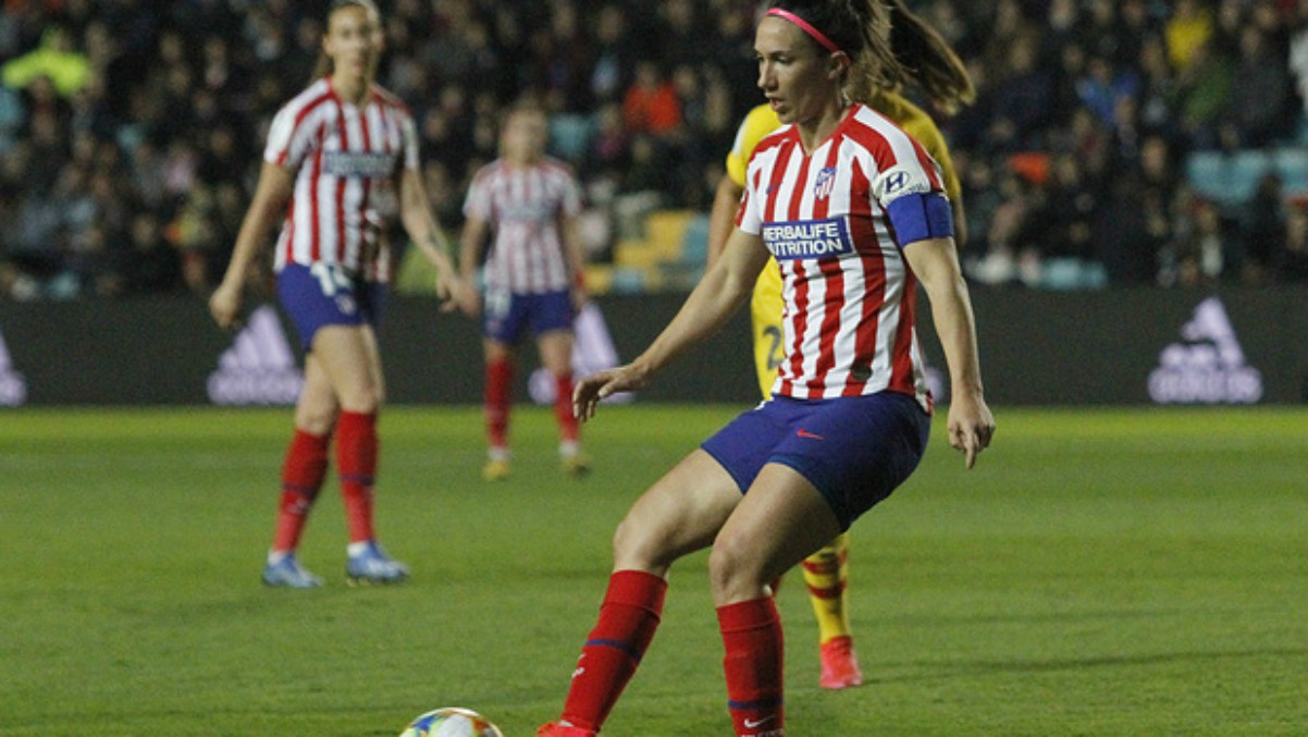 Silvia Meseguer, durante un partido con el Atlético de Madrid. (atleticodemadrid.com)