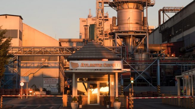 Atlantic Copper mantiene su actividad como industria esencial para el sector sanitario y agroalimentario