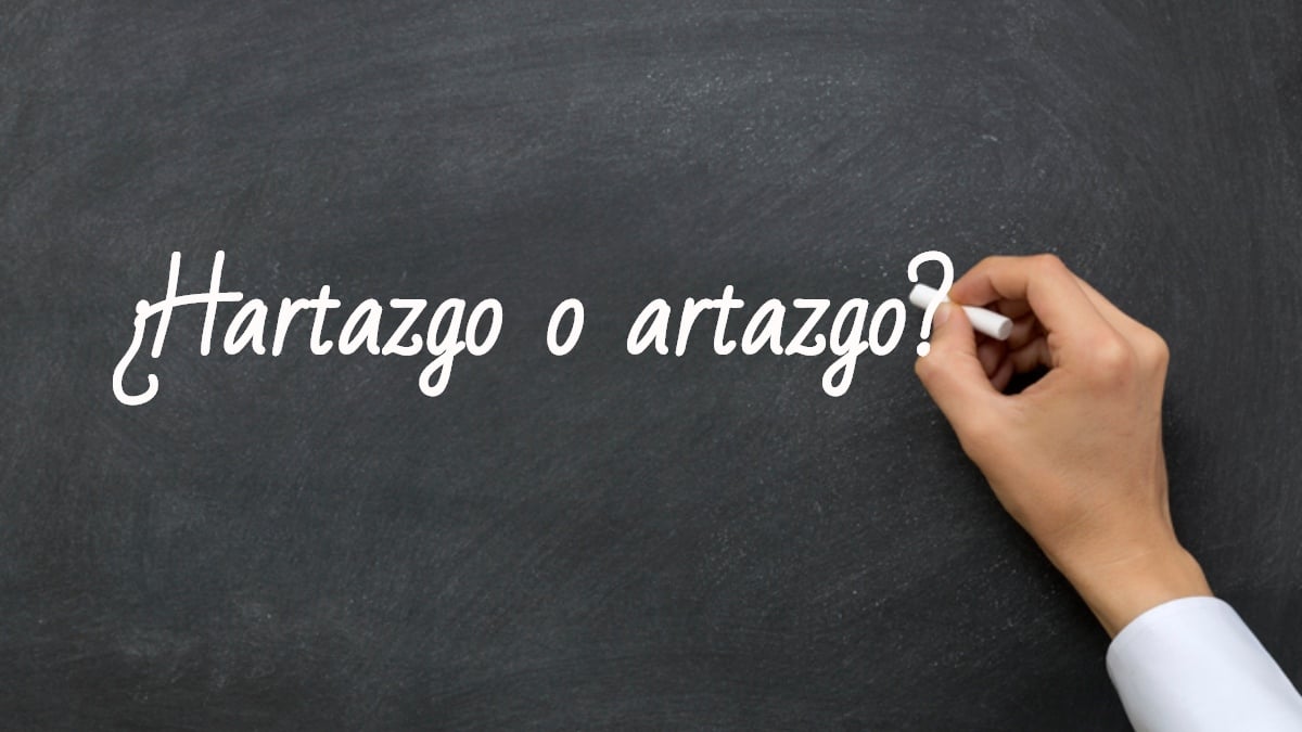 Se escribe hartazgo o artazgo