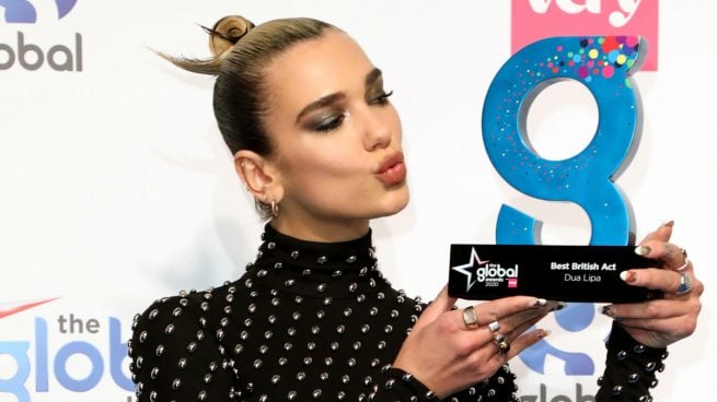 manicura de dua lipa