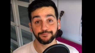 Fran Perea revoluciona las redes con su canción en cuarentena de 'La vida al revés'