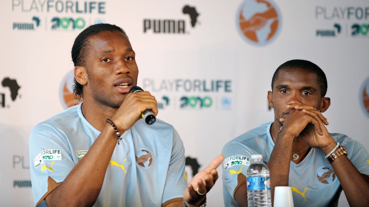 Drogba y Eto’o durante un acto benéfico (AFP).