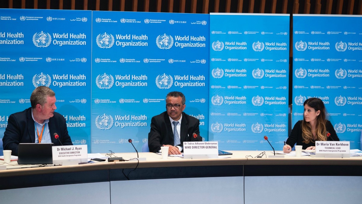 El director general de la Organización Mundial de la Salud, Tedros Adhanom Ghebreyesus, comparece en rueda de prensa para informar sobre la evolución de la pandemia de coronavirus. 18 de marzo de 2020. – OMS