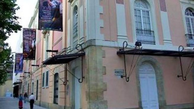 De entre los distintos edificios que encontramos en esta ciudad destaca el Gran Teatro de Córdoba.