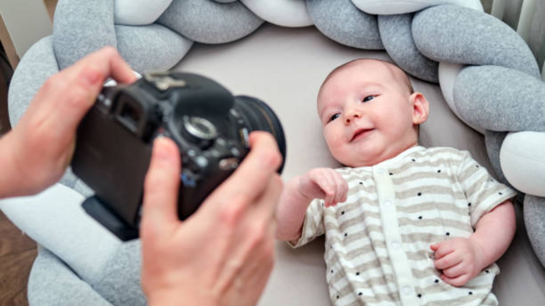 Descubre cómo hacer grandes fotos al bebé en casa