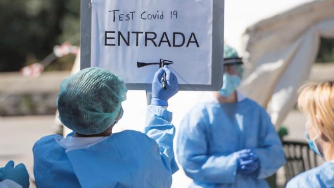 La OMS avisó el 2-M al Gobierno de la prioridad de hacer test a los sanitarios: ya hay 20.000 contagiados