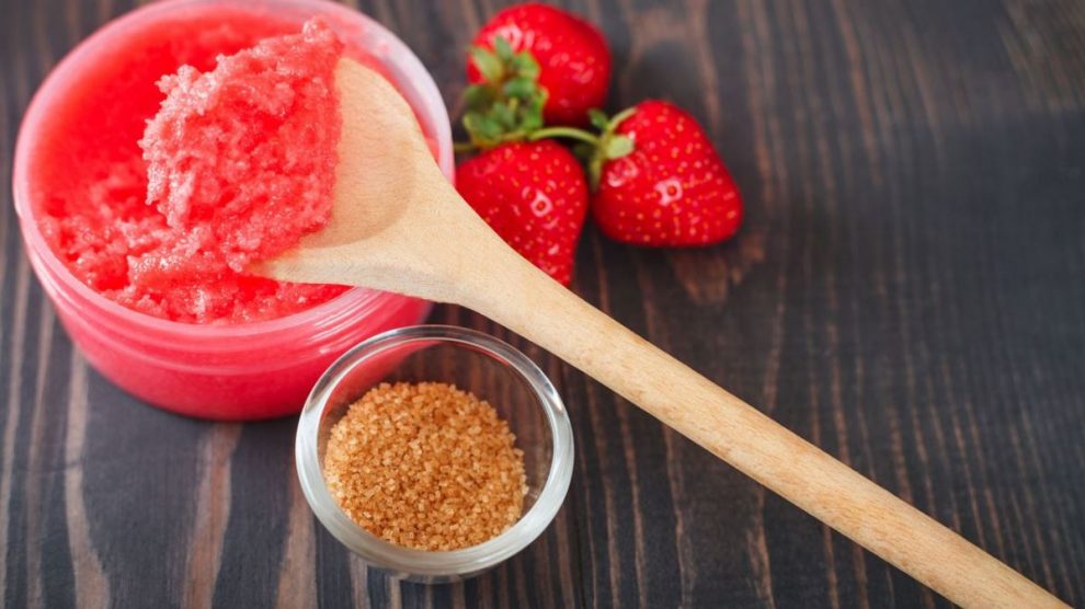 Fresa y quinoa son ingredientes de una fantástica mascarilla casera