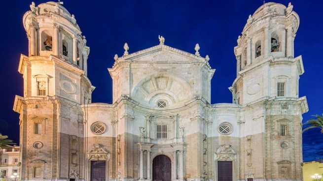 La Santa y Apostólica Iglesia Catedral de Cádiz es actualmente la sede episcopal.