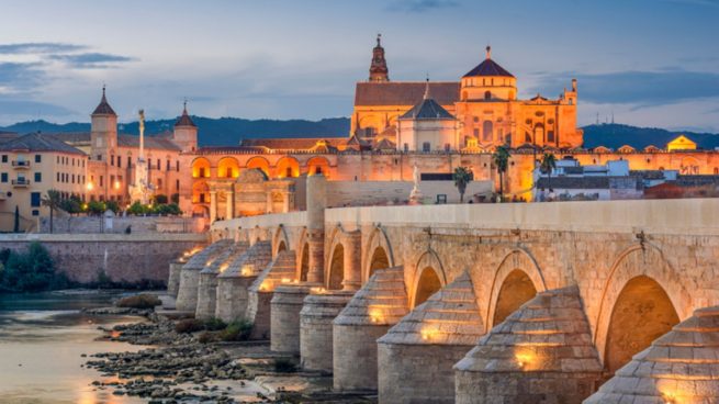 Descubre la historia del Puente romano de Córdoba