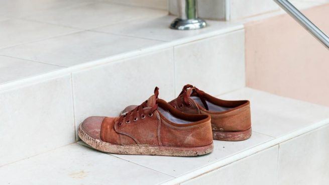 Coronavirus: ¿es necesario quitarse los zapatos al entrar en casa?
