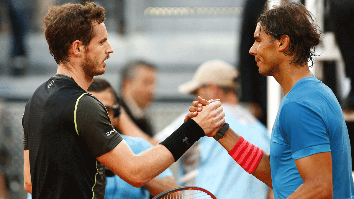 Nadal felicita a Murray tras su victoria en el Mutua Madrid Open en 2015 (Getty)