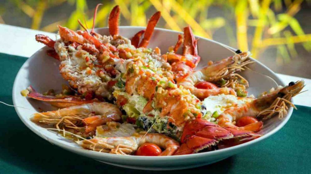 receta-de-ensalada-de-bogavante-y-frutas