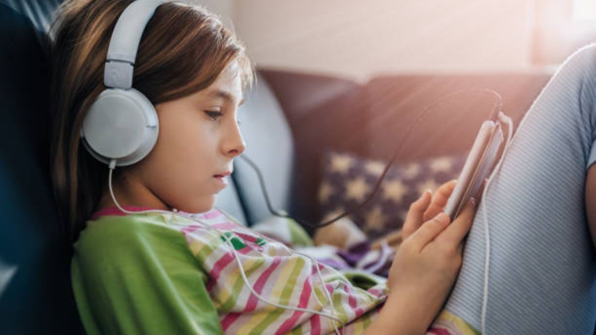 Insustituible Gastos de envío Pertenece Audible: Amazon ofrece audiolibros gratis para los niños