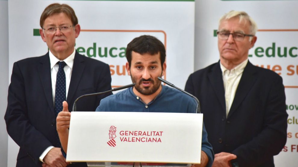 El presidente de la Generalitat Valenciana Ximo Puig; el consejero de Educación de la Generalitat Valenciana, Vicent Marzà; y el alcalde de Valencia, Joan Ribó. (Foto: Europa Press)
