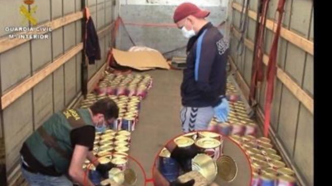 La Guardia Civil desarticula una banda que enviaba droga a Lituania escondida en latas de tomate