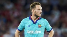Rakitic, durante un partido del Barcelona (Getty).
