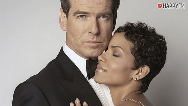 Pierce Brosnan y Halle Berry