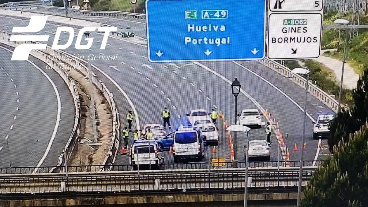 Control de la DGT para evitar desplazamientos a segundas residencias durante el confinamiento – Subdelegación del Gobierno en Sevilla