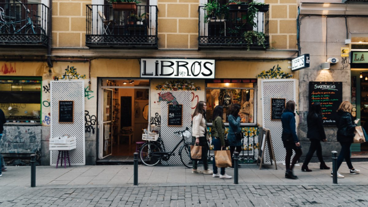 ¿Qué comercios estarán abiertos, además de las peluquerías, a partir de este lunes?