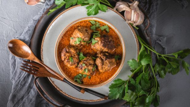 Las 5 mejores recetas de albóndigas de la abuela, tradicionales y deliciosas