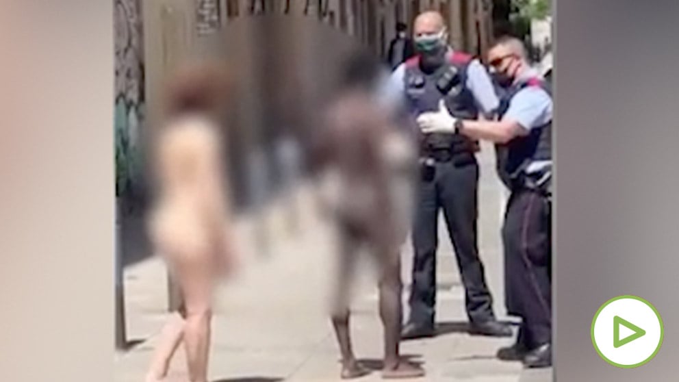 Arrestado por abusar sexualmente de una mujer con la que se paseaba desnudo por Barcelona