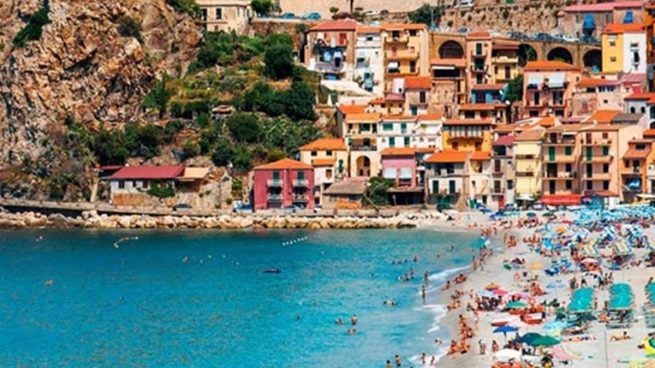 Sicilia pagará el viaje a los turistas que vayan a la isla