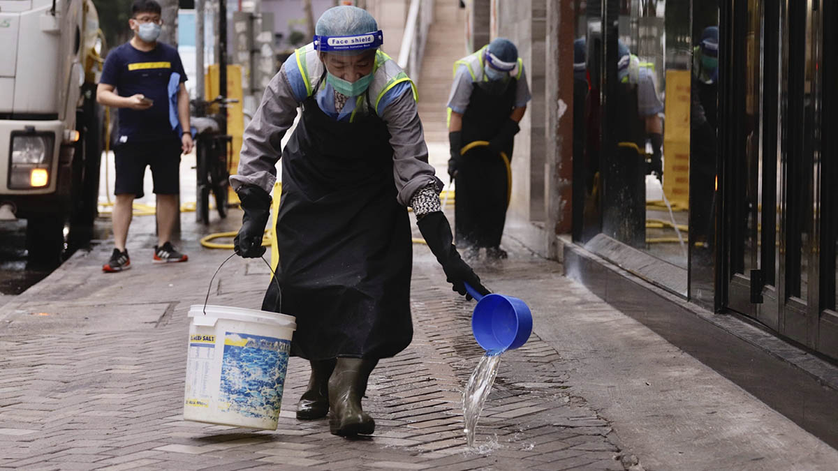 Tareas de desinfección en una ciudad china.