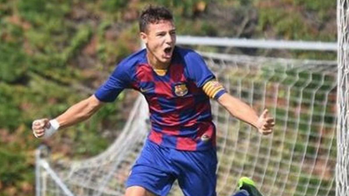 Marc Jurado celebra un gol con la camiseta del Barça. (Instagram)