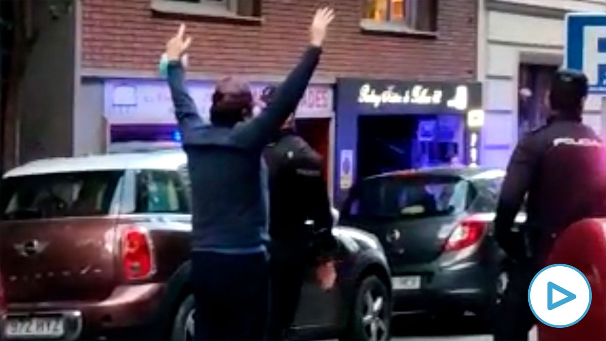 Cacerolada multitudinaria en el barrio de Salamanca