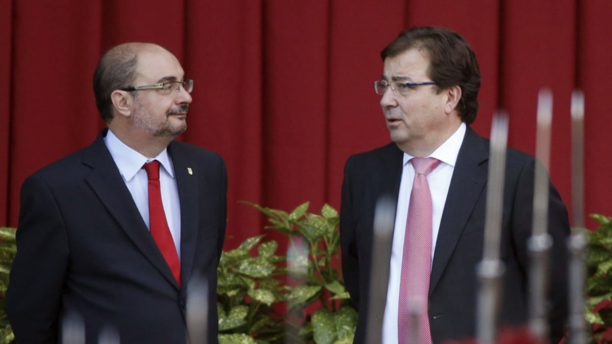 Javier Lambán, presidente de Aragón, y Guillermo Fernández Vara, presidente de Extremadura.