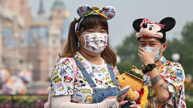El parque Disney en Shanghái reabre sus puertas, y las entradas se agotan en minutos