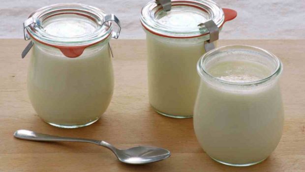 Receta de bizcocho de yogur en sartén