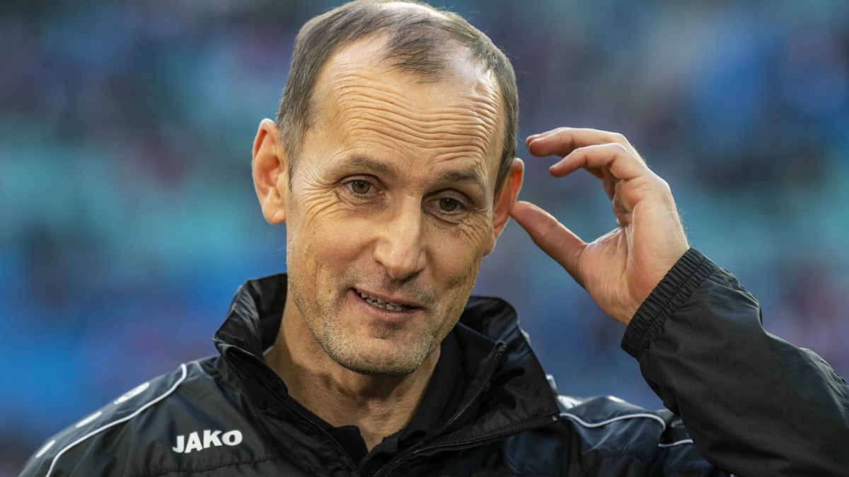 Heiko Herrlich, entrenador del Augsburgo. (AFP)
