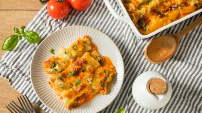 Receta de canelones de espinacas con masa de zanahoria