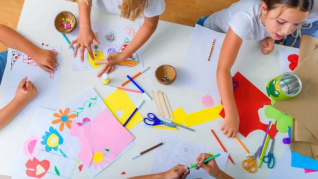 Peaje mantener algun lado Cómo enseñar a los niños a pintar para relajarse y expresar sentimientos