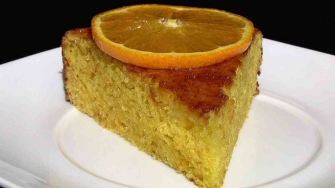 Tarta de naranja y coco