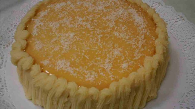 Tarta fría de melón y coco