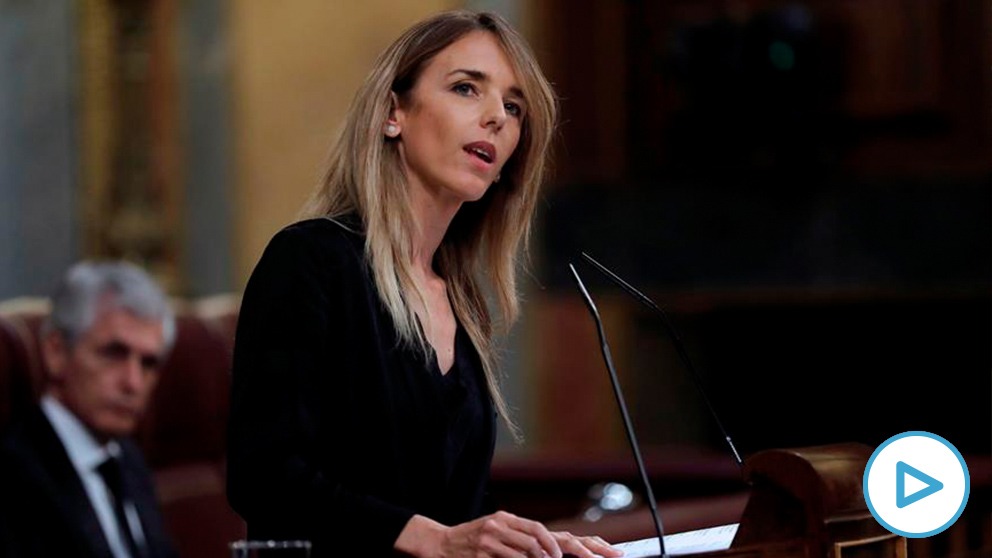 Cayetana llamando «hijo de un terrirorista» a Pablo Iglesias en el Congreso de los Diputados.