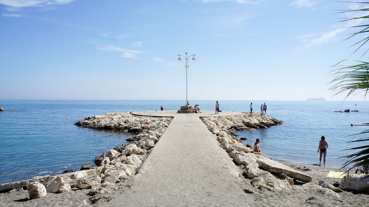 La Costa del Sol espera salvar parte de la temporada de verano con turistas nacionales