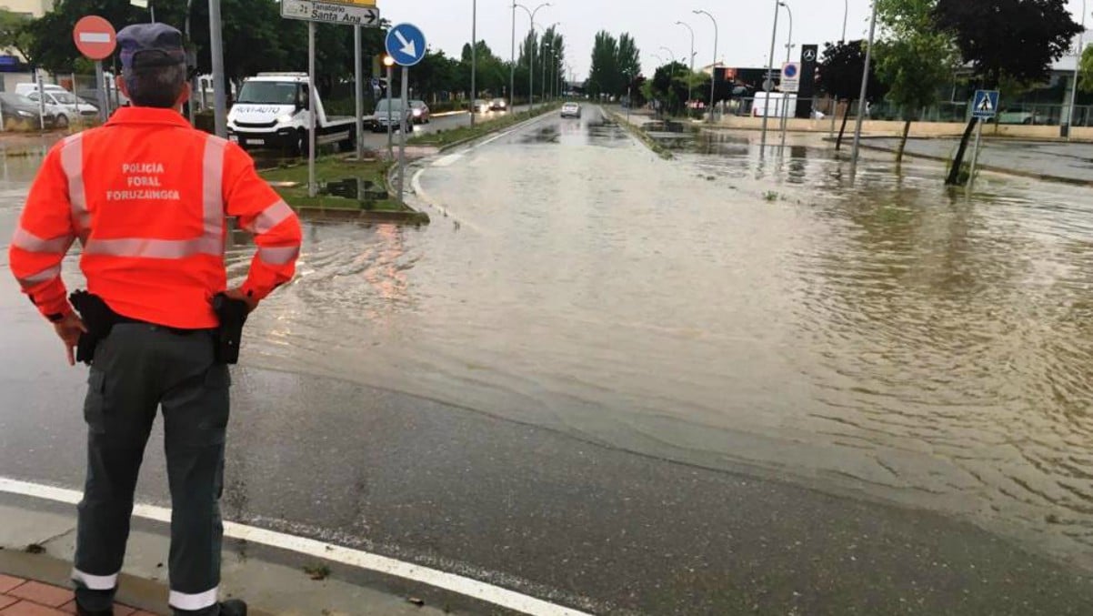 La fuerte tormenta provoca inundaciones en Tudela – Policía Foral