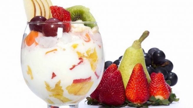 ensalzamos las bondades del yogur, la leche fermentada más consumida del mundo.