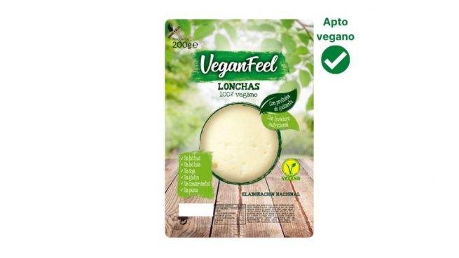 Así es el primer queso vegano de Lidl: el sabor está muy logrado