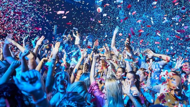 Si las discotecas andaluzas no pueden abrir en la fase 3, habrá más fiestas ilegales y botellones