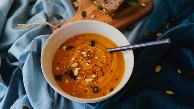 Receta de sopa fría de zanahoria, jengibre y coco