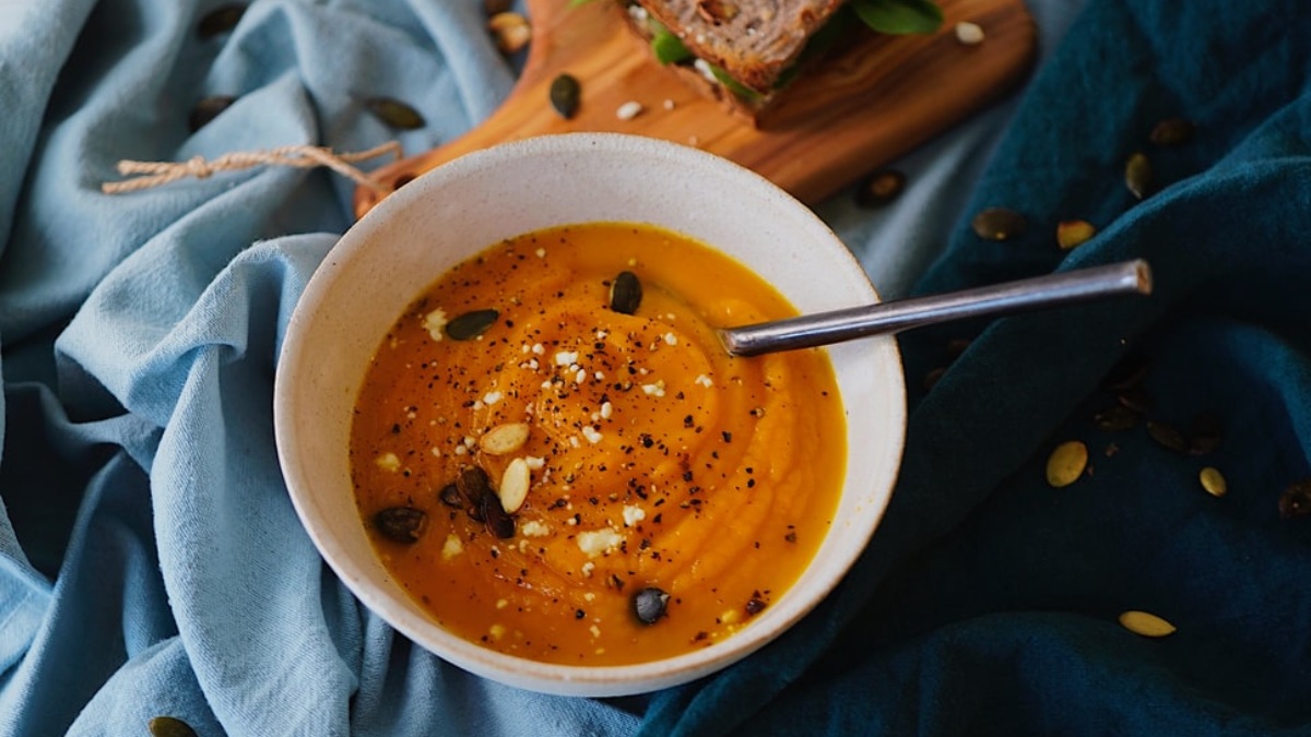 Sopa fría de zanahoria, jengibre y coco (1)