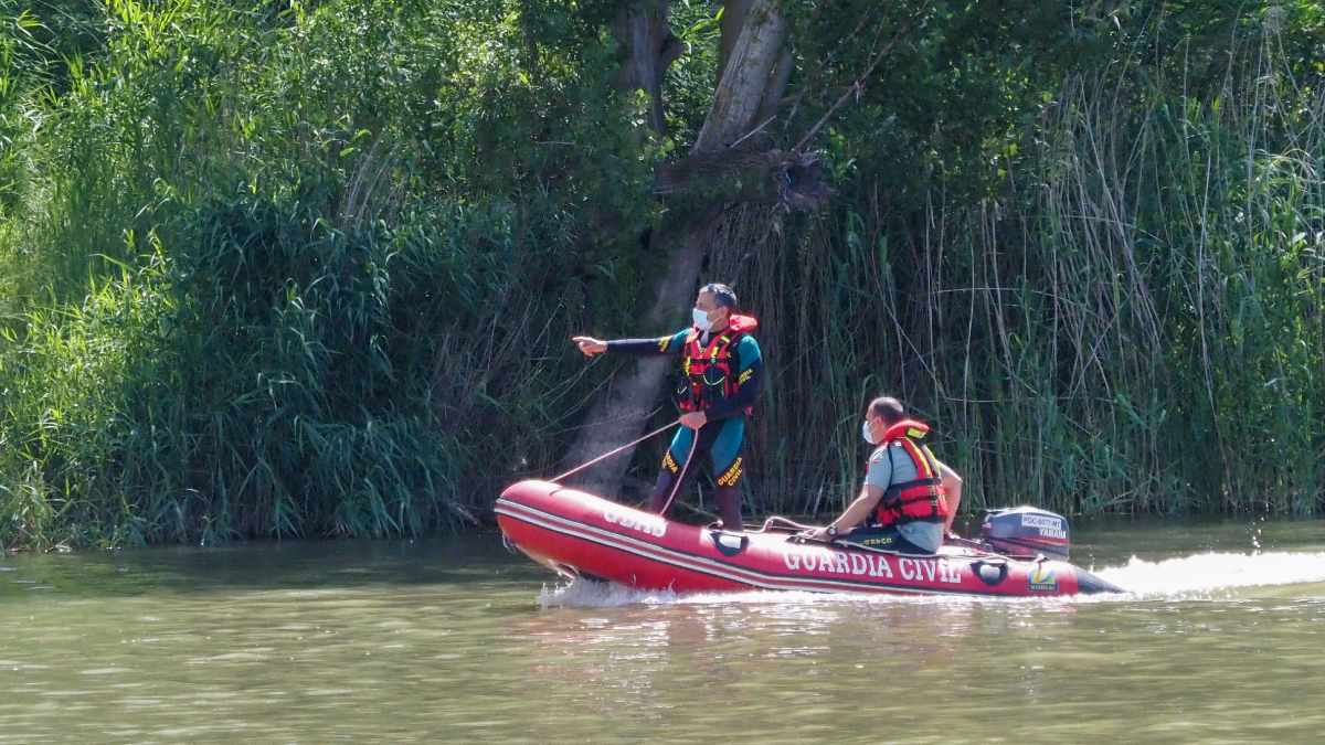 Operativo de búsqueda de un cocodrilo supuestamente avistado en el Pisuerga (Valladolid). Foto: EP