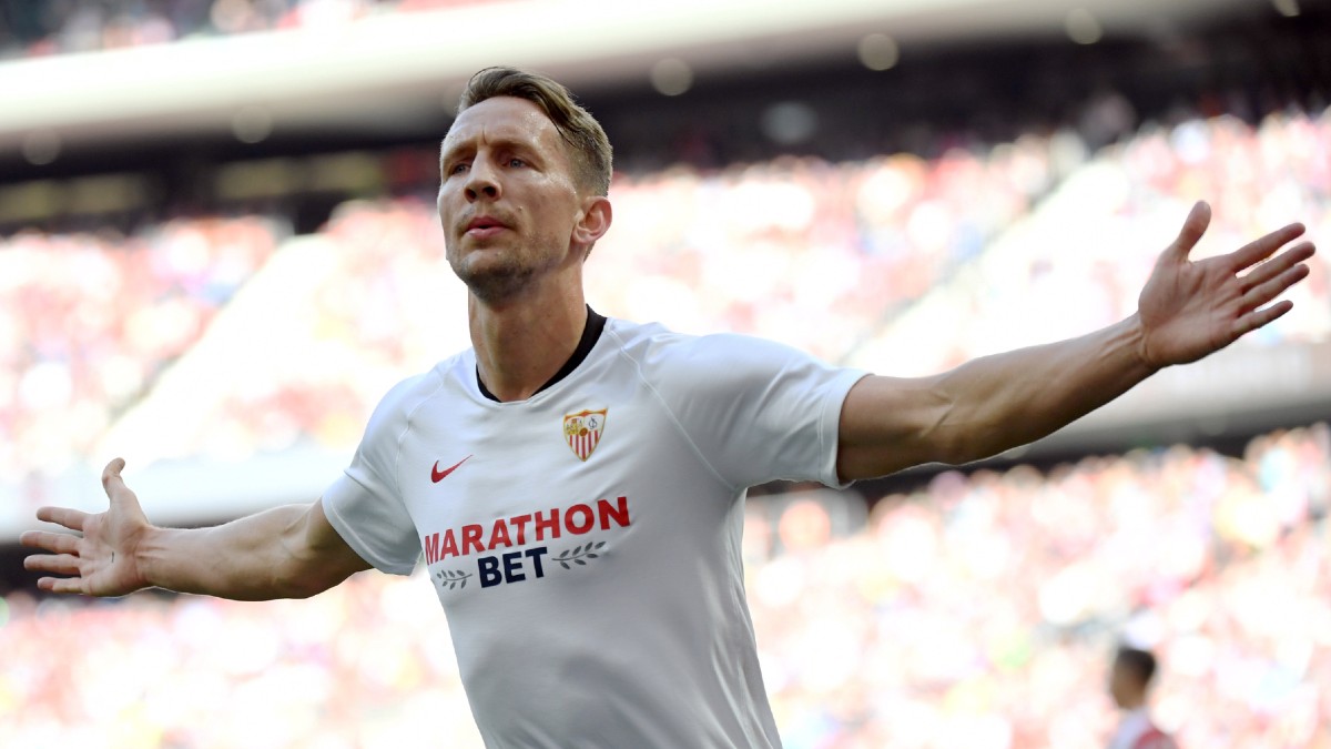 Luuk de Jong celebra un gol con el Sevilla (AFP).