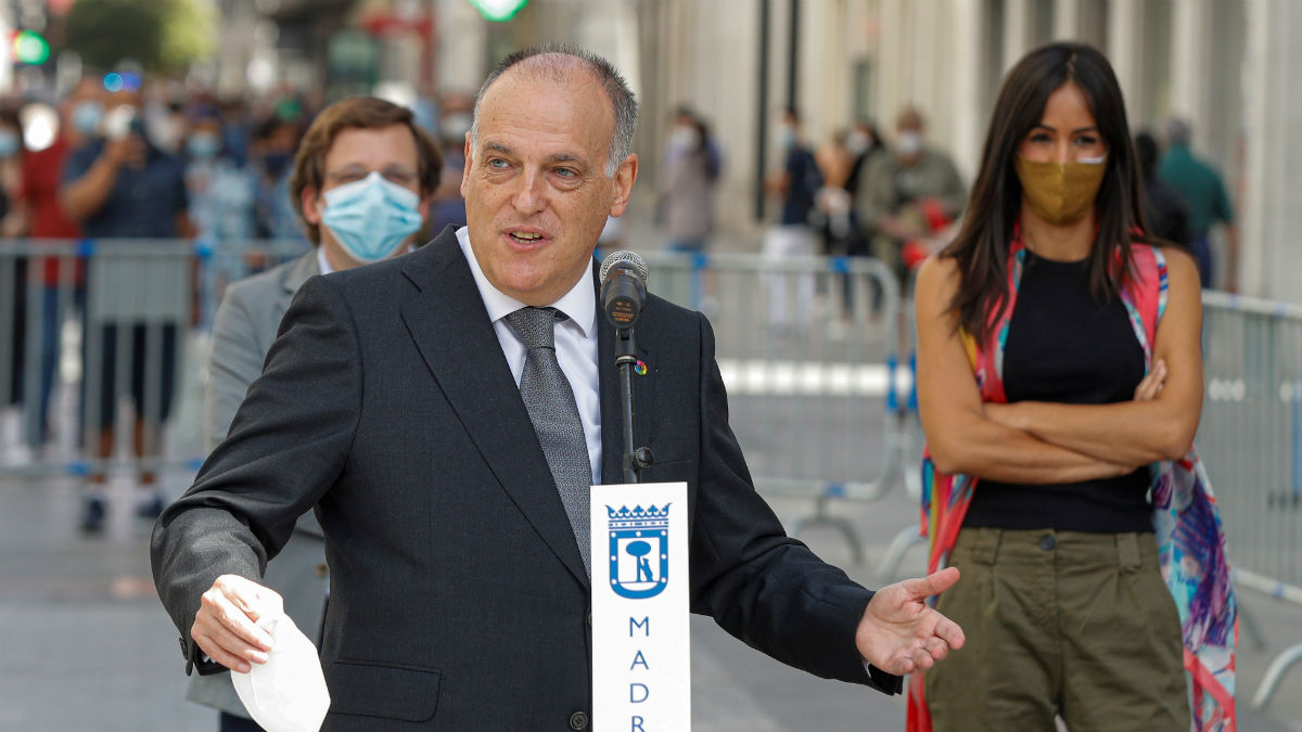 Javier Tebas, en la calle Preciados. (EFE)
