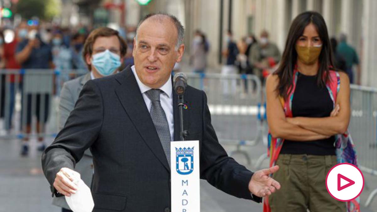 Javier Tebas, en la calle Preciados. (EFE)
