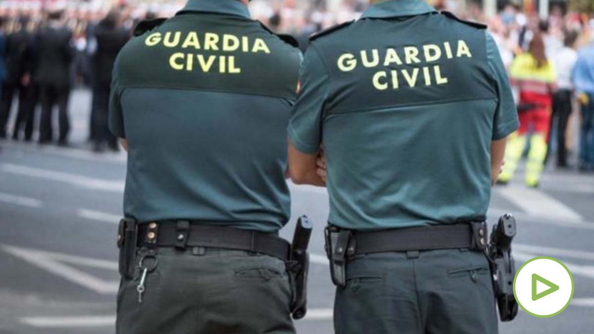 Guardias Civiles trabajando durante el estado de alarma.